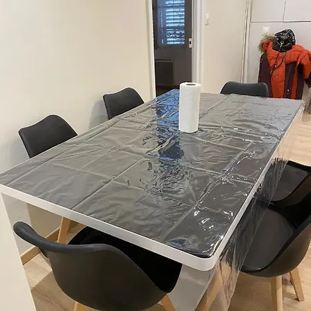 Grand F4 De 71m2 Pour 6 Personnes En Plein Centre