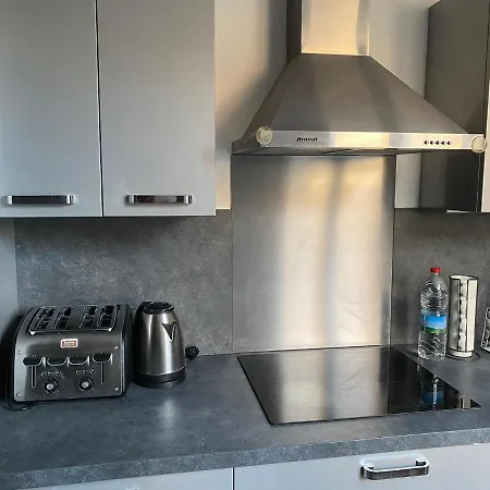 Grand F4 De 71m2 Pour 6 Personnes En Plein Centre Apartment Arpajon