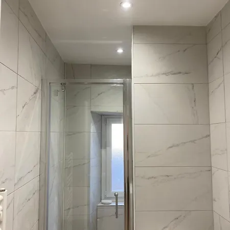 Apartment Grand F4 De 71m2 Pour 6 Personnes En Plein Centre