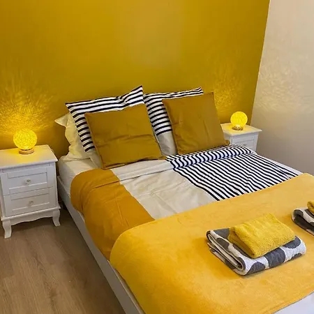 Grand F4 De 71m2 Pour 6 Personnes En Plein Centre Apartment Arpajon